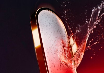 Sconce CONCORD'AIR© MÉDINA - details of bubble glass and and gold brass structure